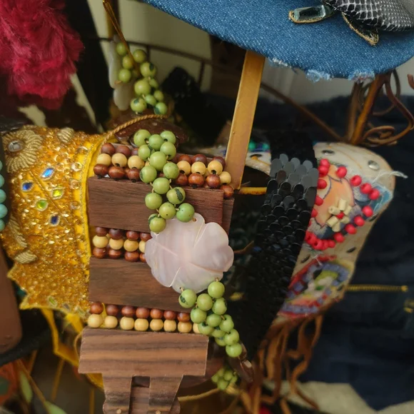 Boutique + Vintage Belt Lot Bundle - 17 Belts - Picture 2 of 8